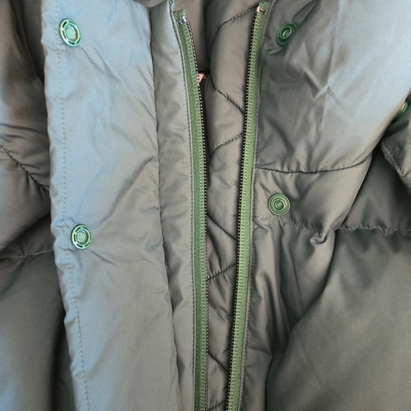 Lululemon Wunder Puff Jacket green size 10. - Picture 6 of 9